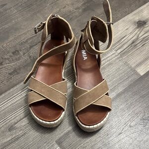 MIA Women's Brown Espadrille Sandals 7.5